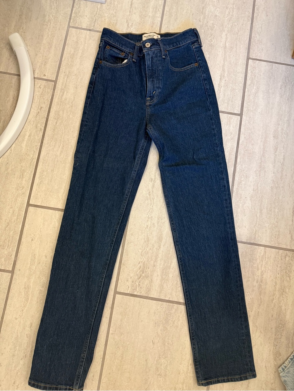 Abercrombie & Fitch Deep Indigo 90s Straight Jeans